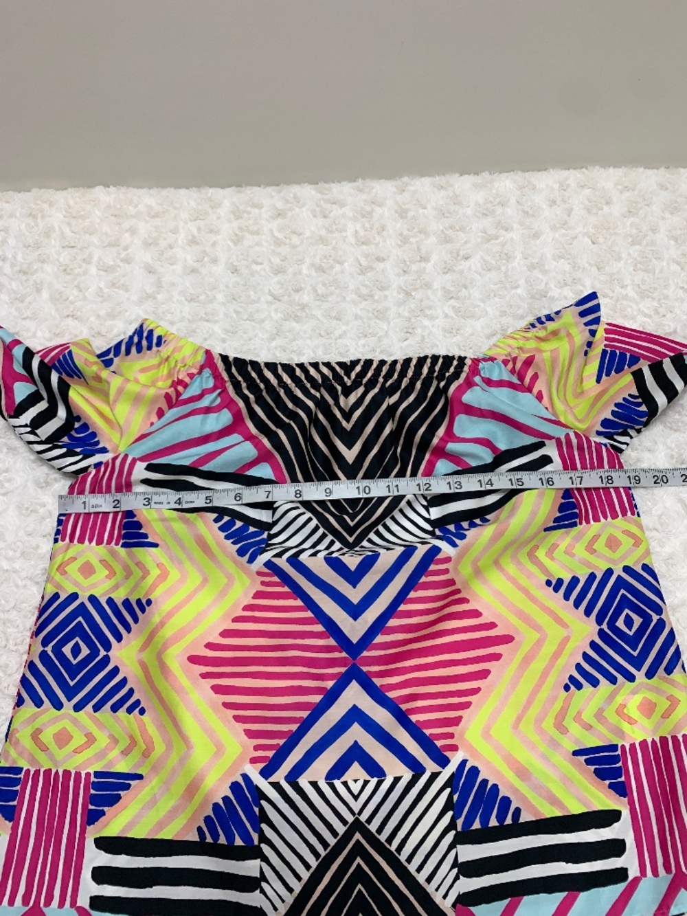Marie Oliver Bold Abstract Off-The-Shoulder 3/4 Sleeve Top Sz XS - Picture 10 of 12